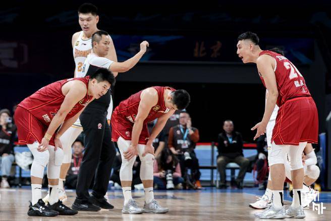 米兰体育网址-包含恩菲尔德战术调整，关键球员或将首发出战的词条