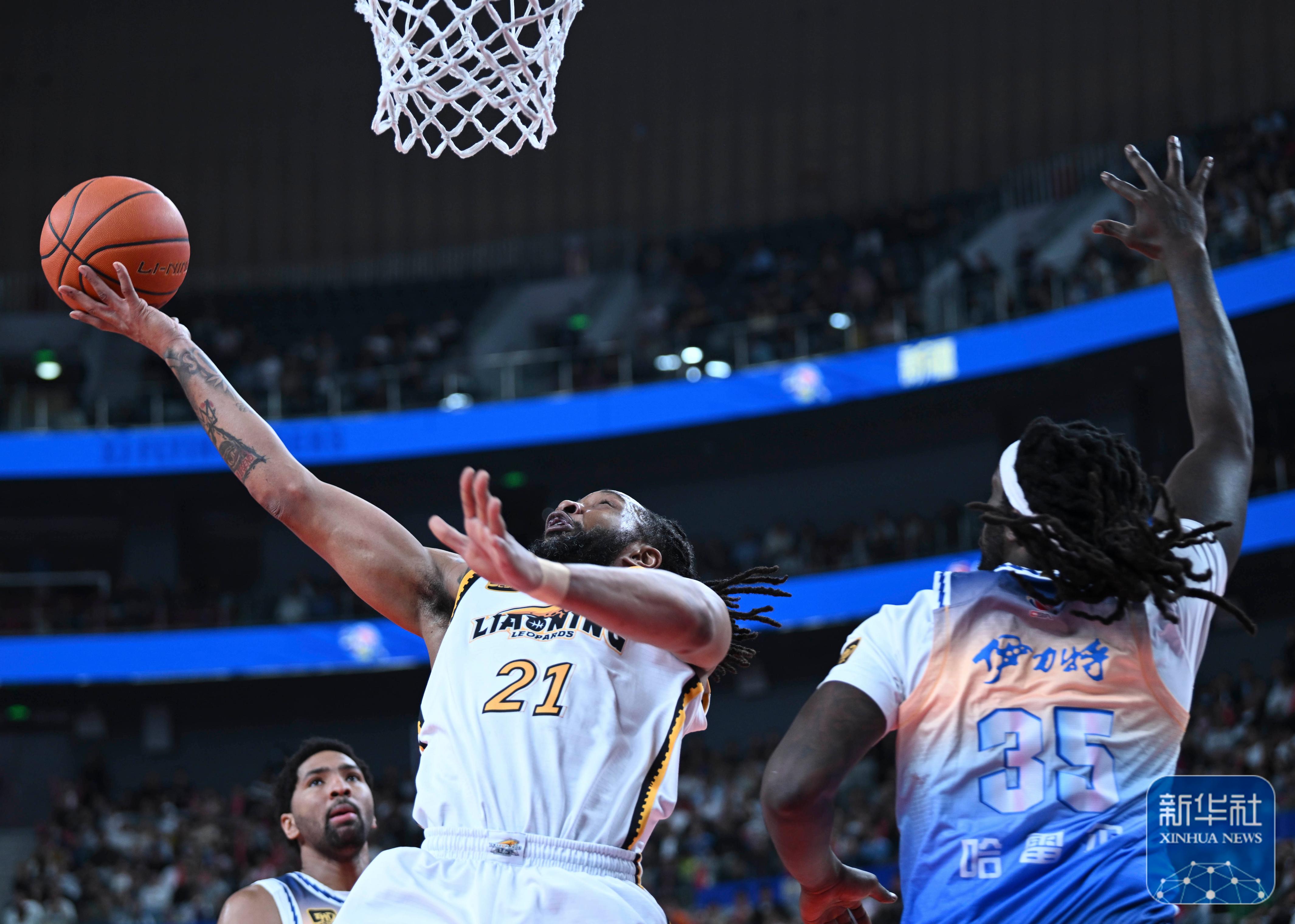 辽宁队成为本场最大亮点，CBA季后赛瞬间破防，破门