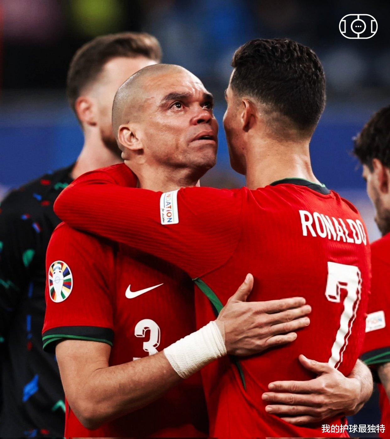 包含欧洲杯预选赛：传奇经典战役，历史性的一幕的词条