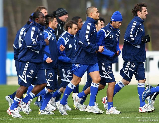 强势发挥！门兴格拉德巴赫客场大胜对手的简单介绍