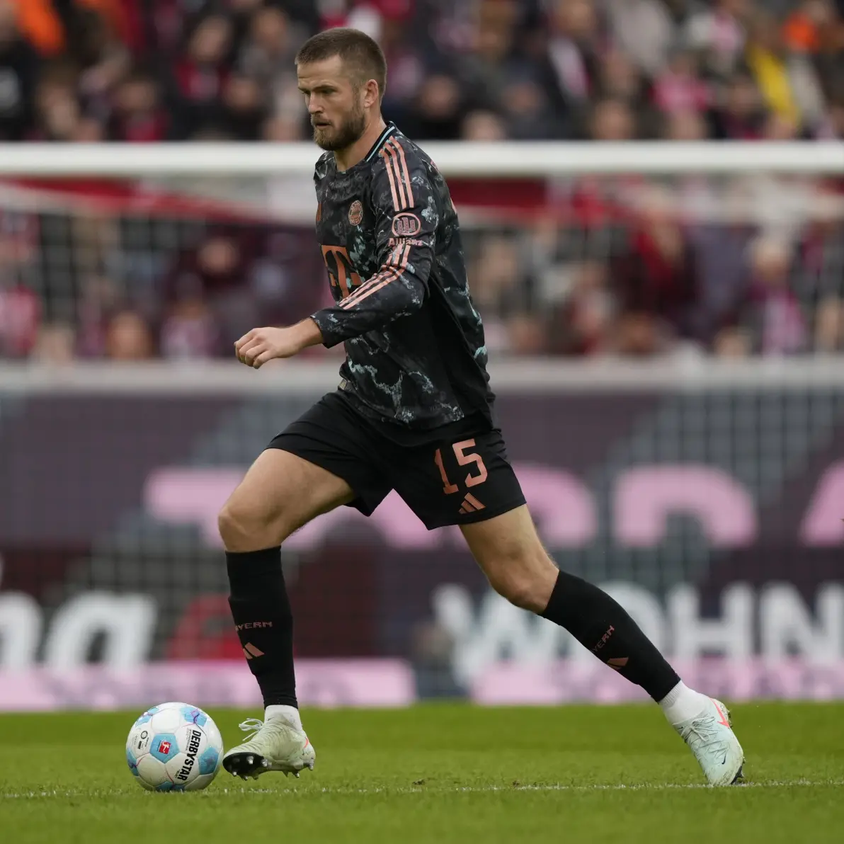 米兰体育登录入口-弗赖堡连胜收官，全面稳固排名的简单介绍