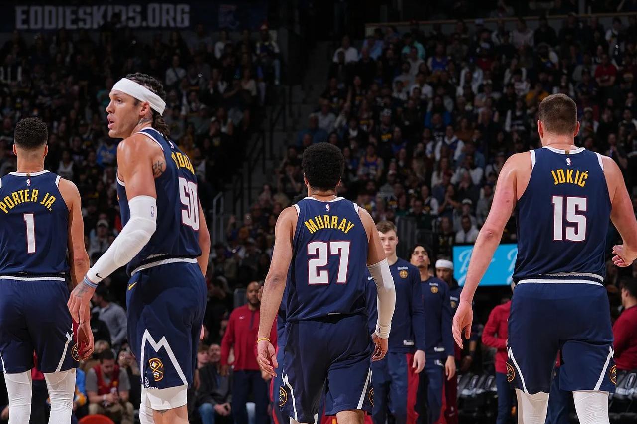 开拓者全队表现出色，轻取国王