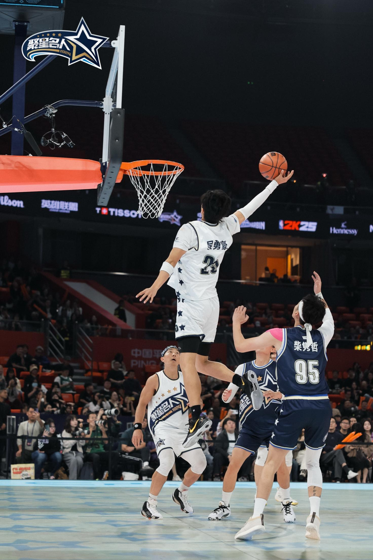 包含NBA总裁发表关于篮球发展的战略，激发全球热情的词条