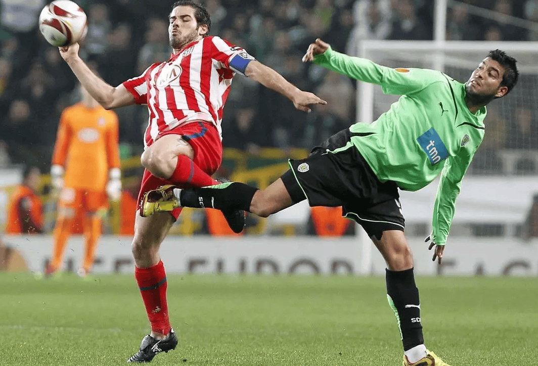 伯恩利前锋冲锋号角，与诺维奇战成-平