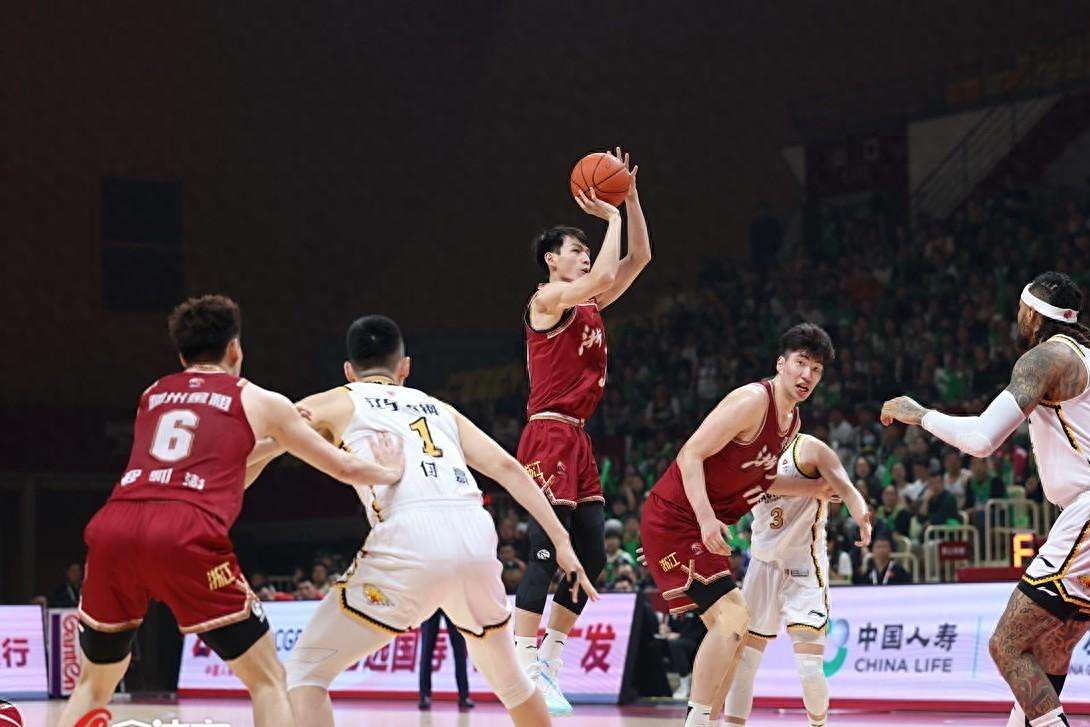 惊心动魄的比赛剧情,谁能逆袭成功?的简单介绍 惊心动魄的比赛剧情,谁能逆袭成功?的简单介绍