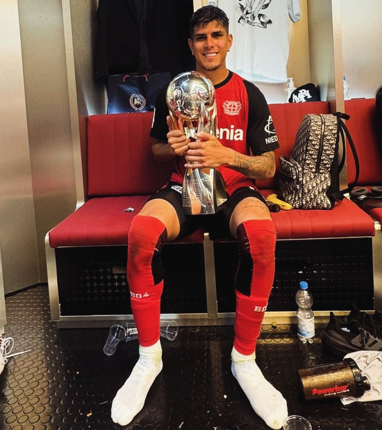 勒沃库森整体表现稳定，针对下场比赛加强训练的简单介绍