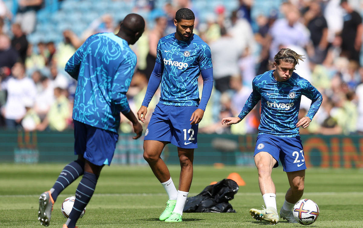 米兰体育官网登录网址-联赛冠军争夺战：最后一战决定胜利者