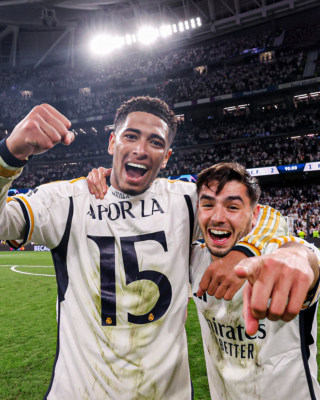 包含多特蒙德夺联赛冠军，创造历史壮举的词条