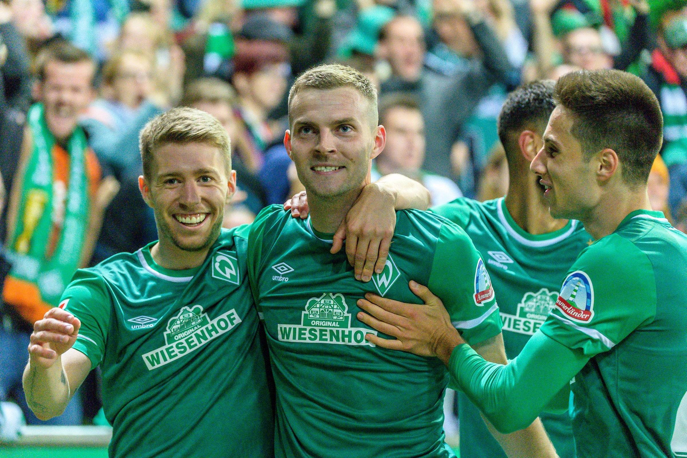 关于法兰克福主场告捷，成功击败对手继续前进的信息