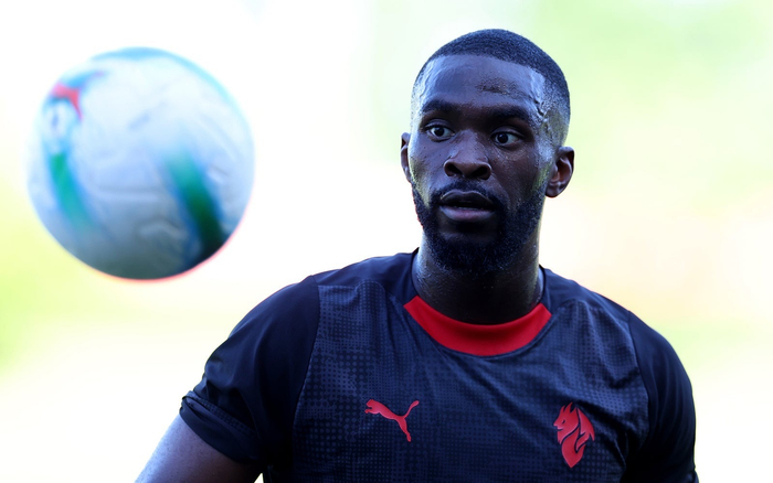 米兰体育培训-AC米兰女足队员晒出训练照片