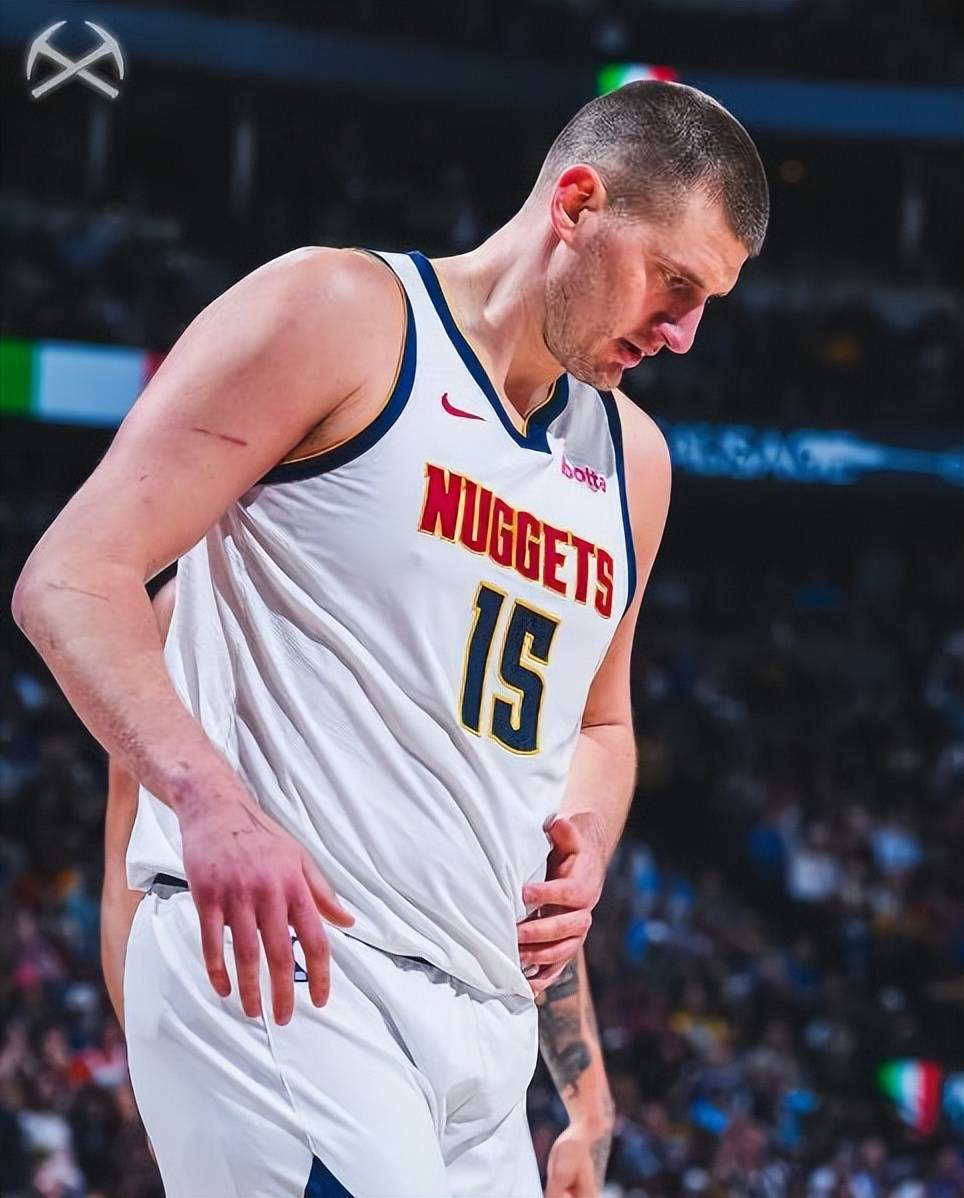 NBA球队在比赛中发挥低迷，主教练表示失望